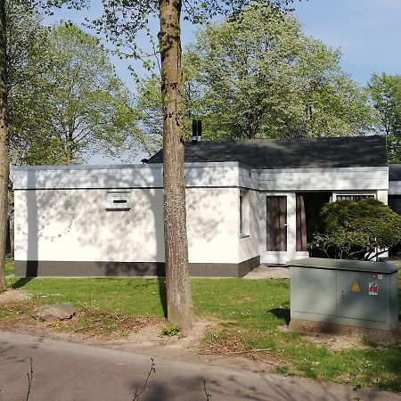 Rustige, Gelijkvloerse Vakantiewoning Met 2 Slaapkamers In Simpelveld, Zuid-Limburg Ngoại thất bức ảnh