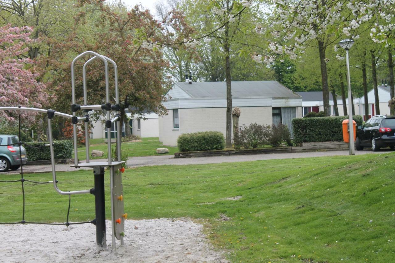 Rustige, Gelijkvloerse Vakantiewoning Met 2 Slaapkamers In Simpelveld, Zuid-Limburg Ngoại thất bức ảnh
